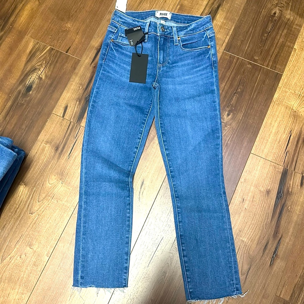 Paige skyline skinny crop jeans‼️
